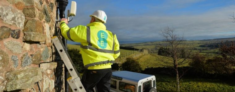 EE turn on 4G home broadband cells – solving slow rural internet?