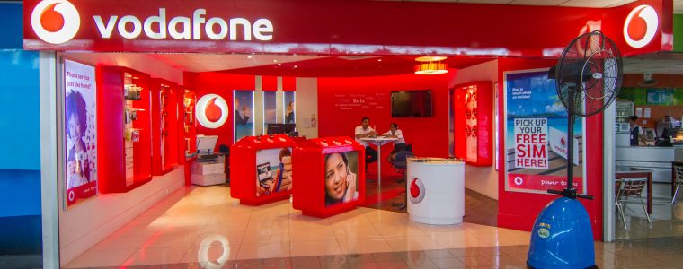 Vodafone commits to 1,000 5G networks by 2020