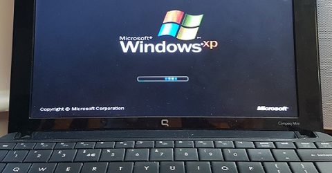 a laptop running windows xp