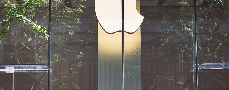 Apple patent hints at insane new Mac design
