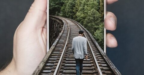 How much do smartphone models really change from one year to the next?